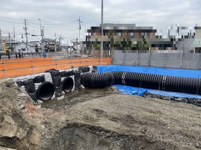 用水改修工事に伴う仮排水＜DDM-1350＞ | 施工事例 | 鳥居化成株式会社 │ ポリエチレンパイプの製造 …